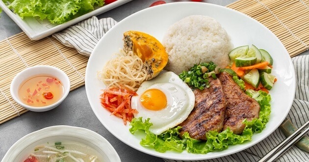 Cơm tấm Bà Mười | Quán ăn đêm ở Sài Gòn