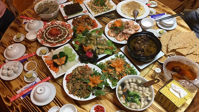 Các món ăn ngon tại nhà hàng Trịnh - quán ăn huế ngon ở sài gòn