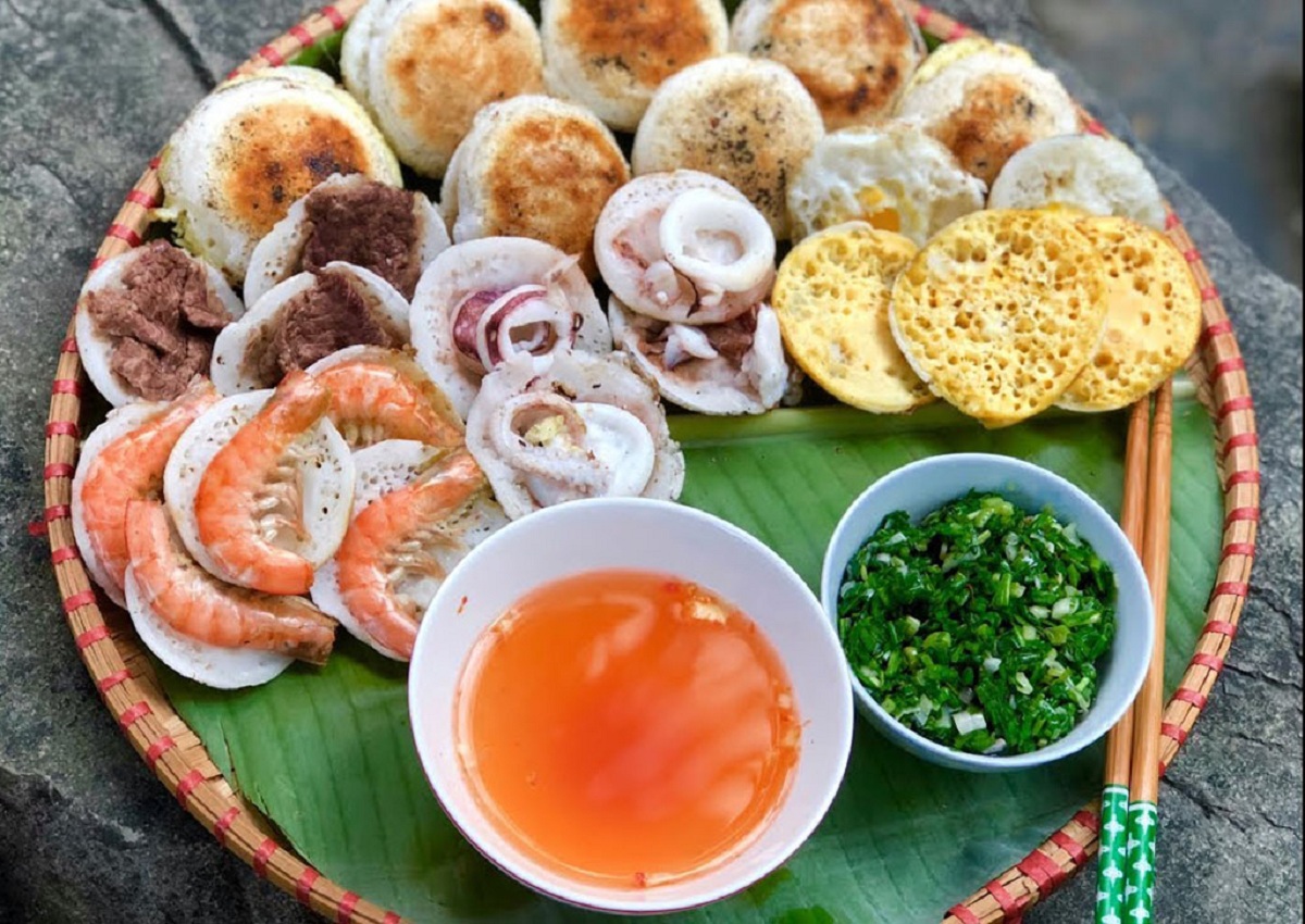 U mê món đặc sản Nha Trang nức tiếng – bánh căn