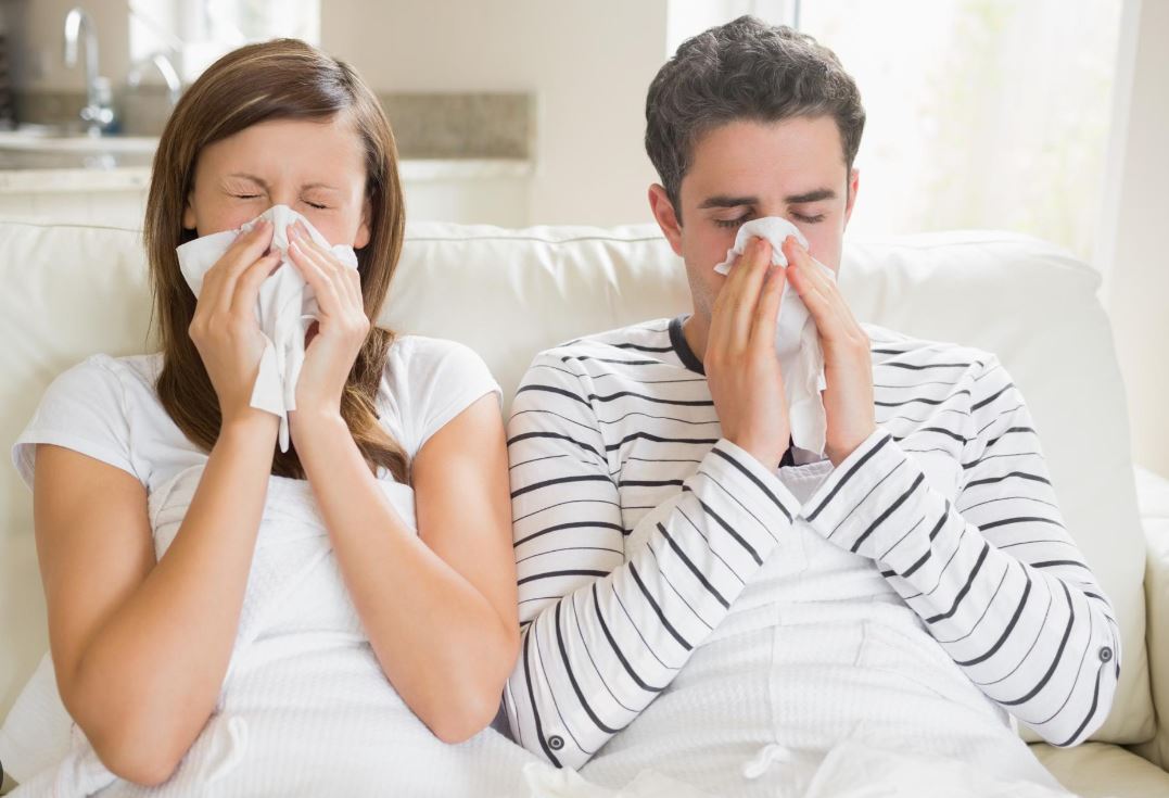Người bị và có nguy cơ bị viêm đường hô hấp trên cảm cúm, cảm lạnh